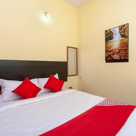 Oyo Flagship 24898 Senthur Murugan Residency Tambaram Bagian luar foto