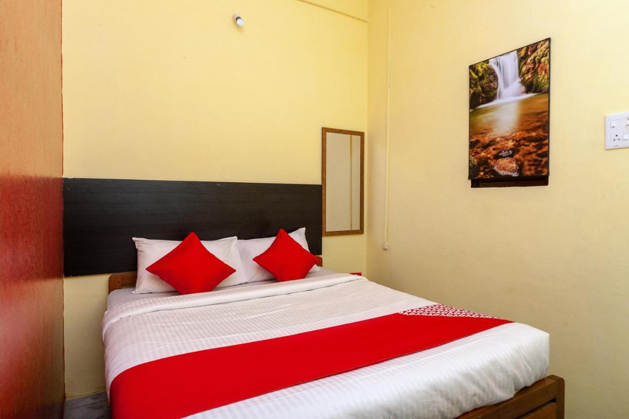 Oyo Flagship 24898 Senthur Murugan Residency Tambaram Bagian luar foto