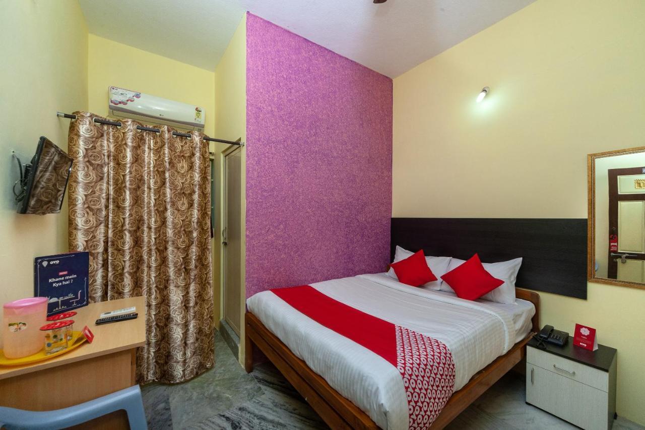 Oyo Flagship 24898 Senthur Murugan Residency Tambaram Bagian luar foto