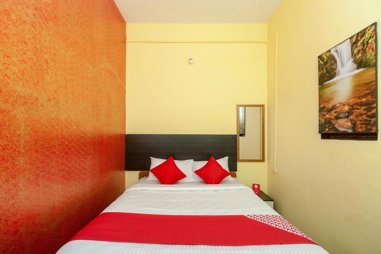Oyo Flagship 24898 Senthur Murugan Residency Tambaram Bagian luar foto