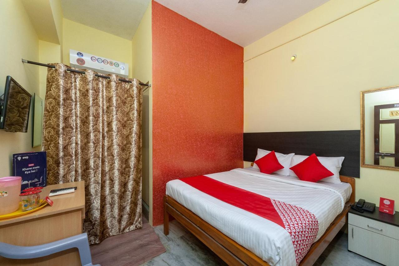 Oyo Flagship 24898 Senthur Murugan Residency Tambaram Bagian luar foto